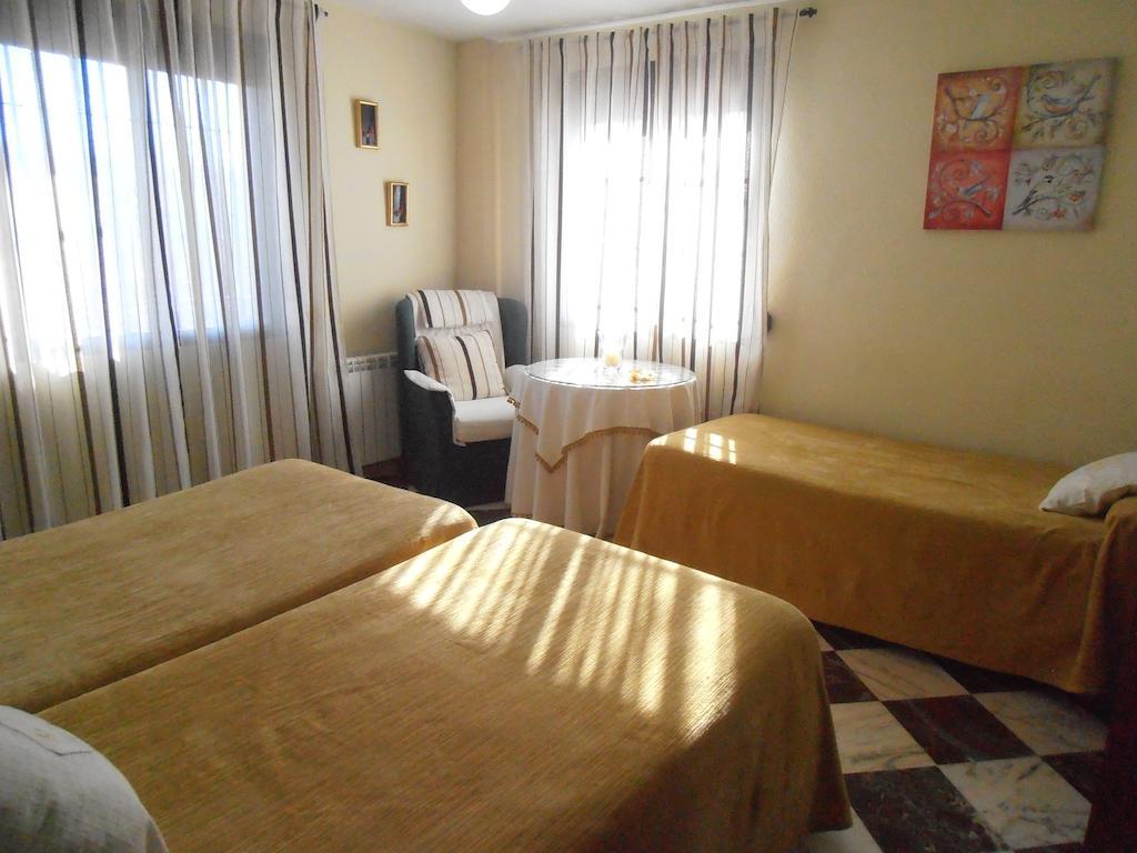 Alojamiento Rural Torre Hueca Hotel Pinos Puente Habitación foto